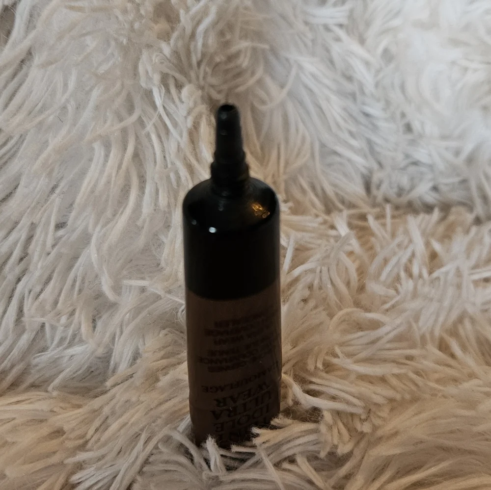 🆕️Teint Idole Ultra Wear Camouflage Concealer 555 Suede C